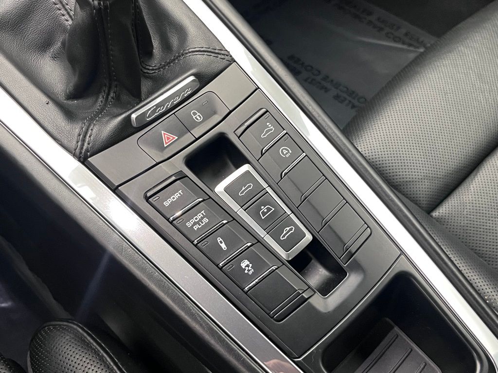 2013 Porsche 911 Carrera S 14