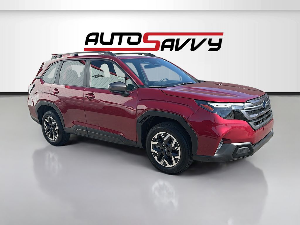 2025 Subaru Forester Premium's photo