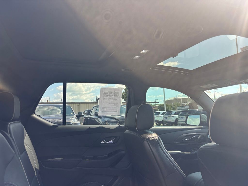 Used 2023 Chevrolet Traverse SUV