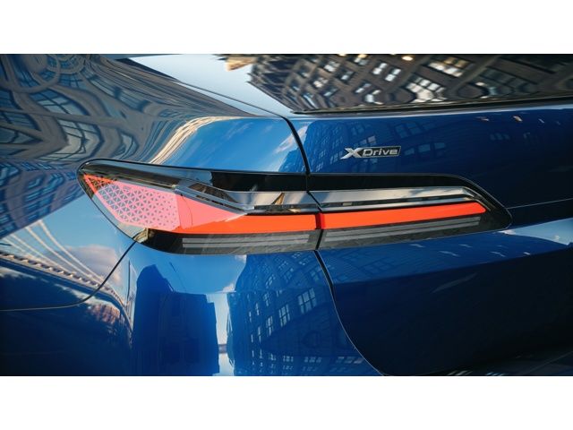 Thumbnail: 2026 BMW 7 Series - 8