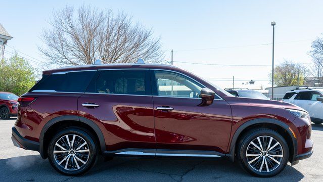 2023 INFINITI QX60 Sensory - 4