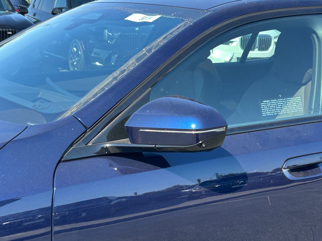 Thumbnail: 2027 BMW i5 - 10