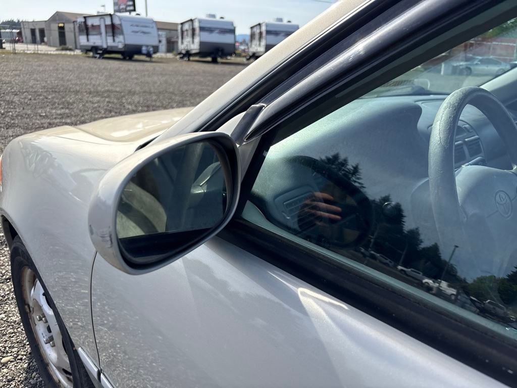 2000 Silver Stream Opal Toyota Corolla LE FWD Sedan