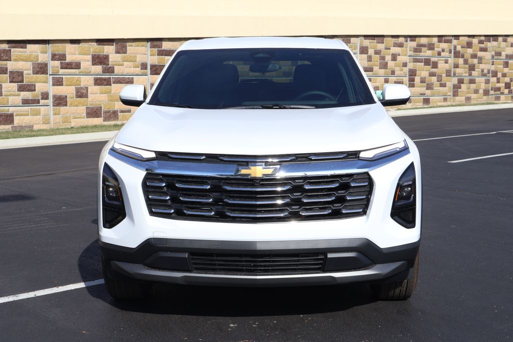 Thumbnail: 2027 Chevrolet Equinox - 2