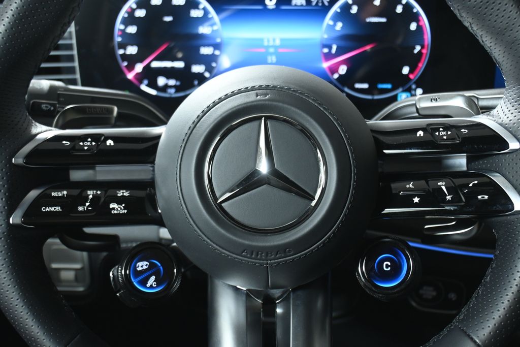 Thumbnail: 2026 Mercedes-Benz GLE - 18