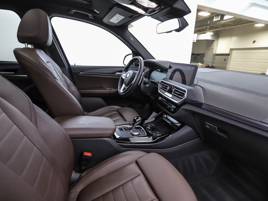Thumbnail: 2024 BMW X3 - 30