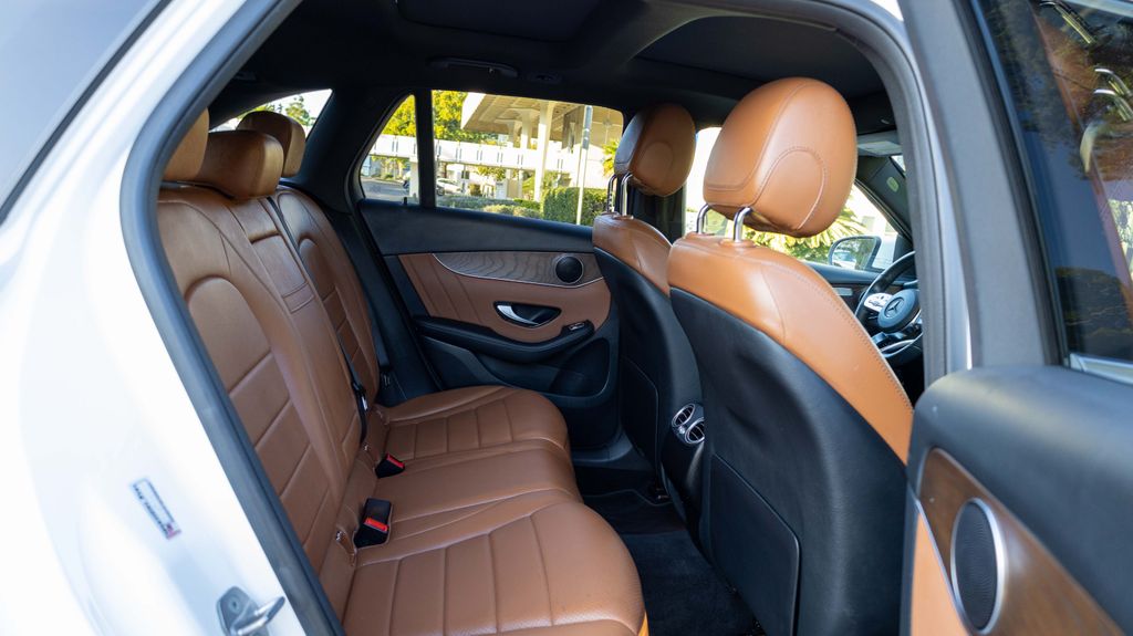 Used 2020 Mercedes-Benz GLC GLC 300 4D Sport Utility