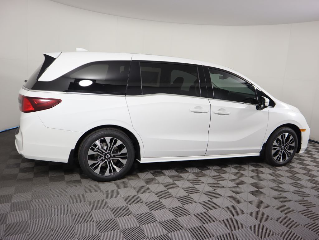 Thumbnail: 2026 Honda Odyssey - 4