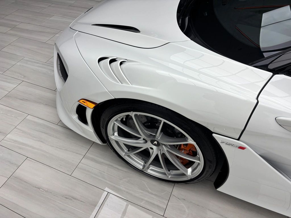 2024 McLaren 750S