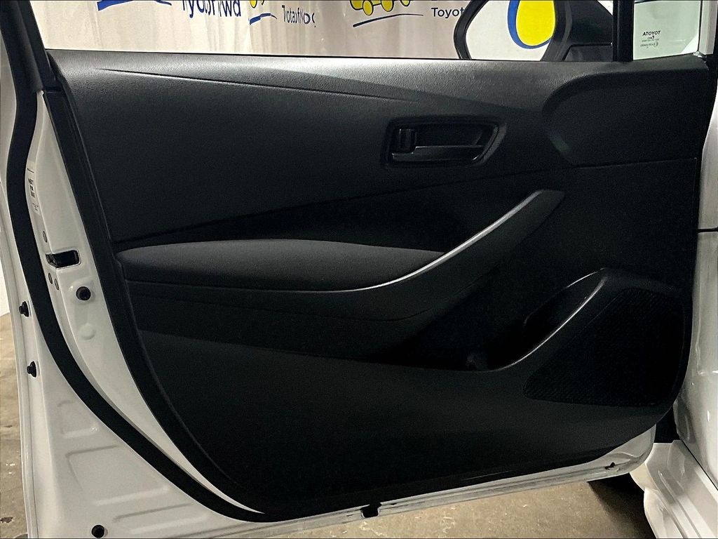 2023 Toyota Corolla — photo 9
