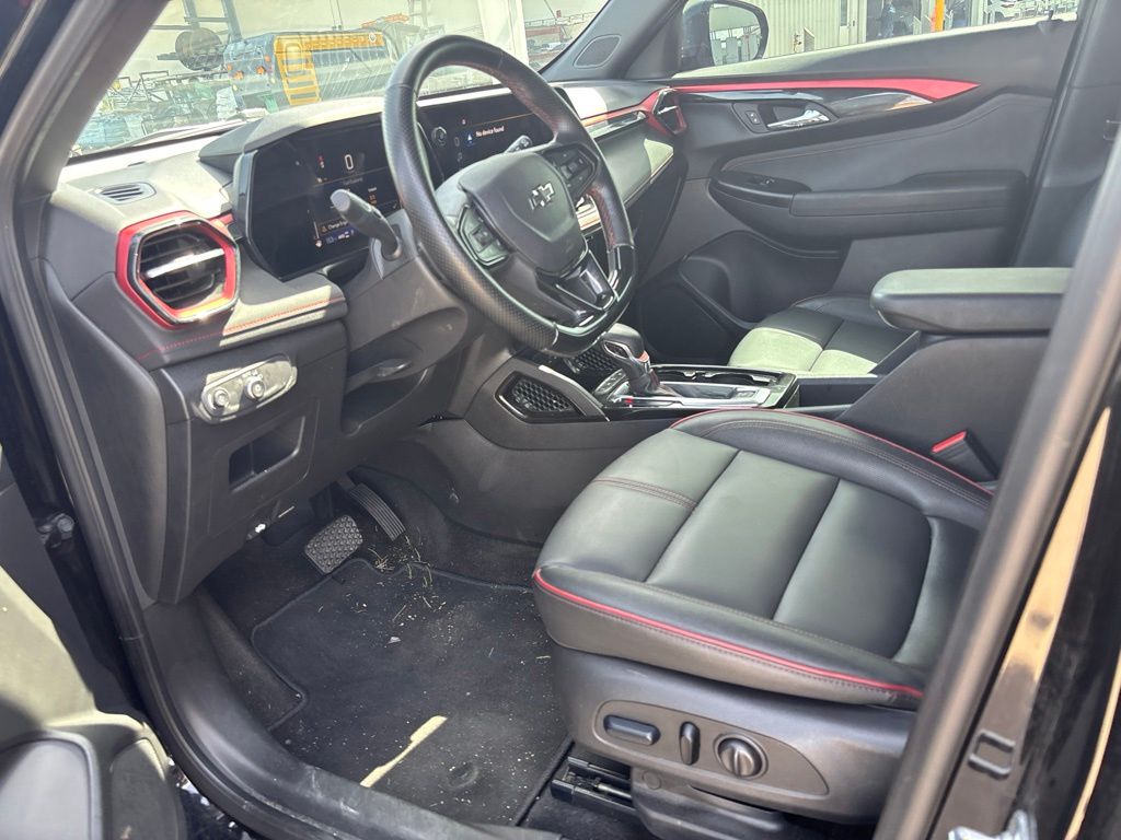 2024 Chevrolet TrailBlazer RS Black at DeMontrond Ford