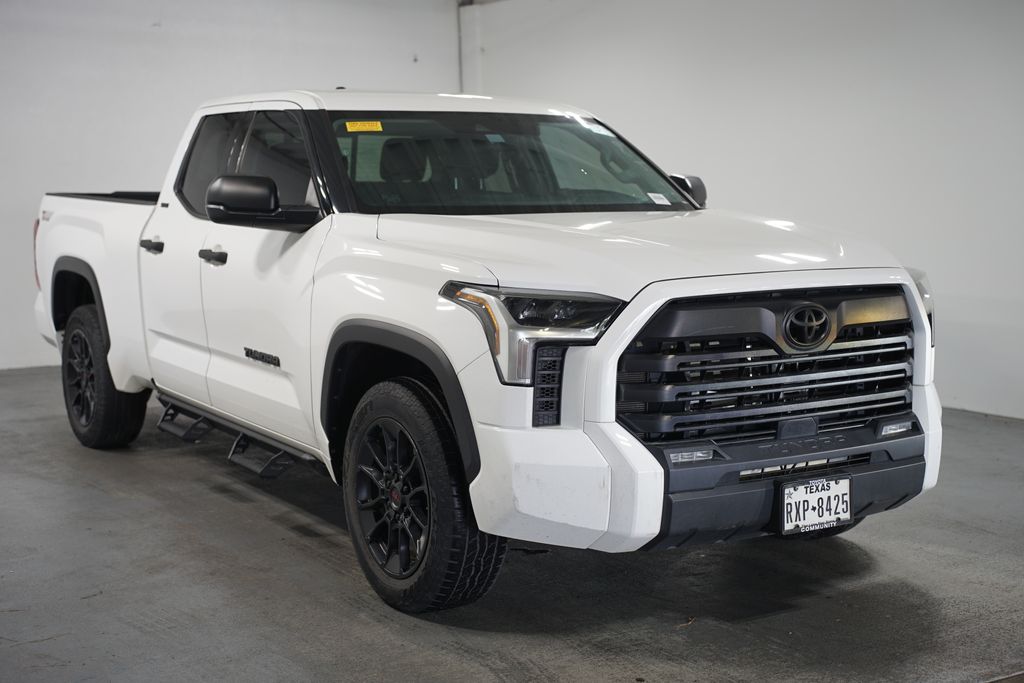 Thumbnail: 2022 Toyota Tundra - 3