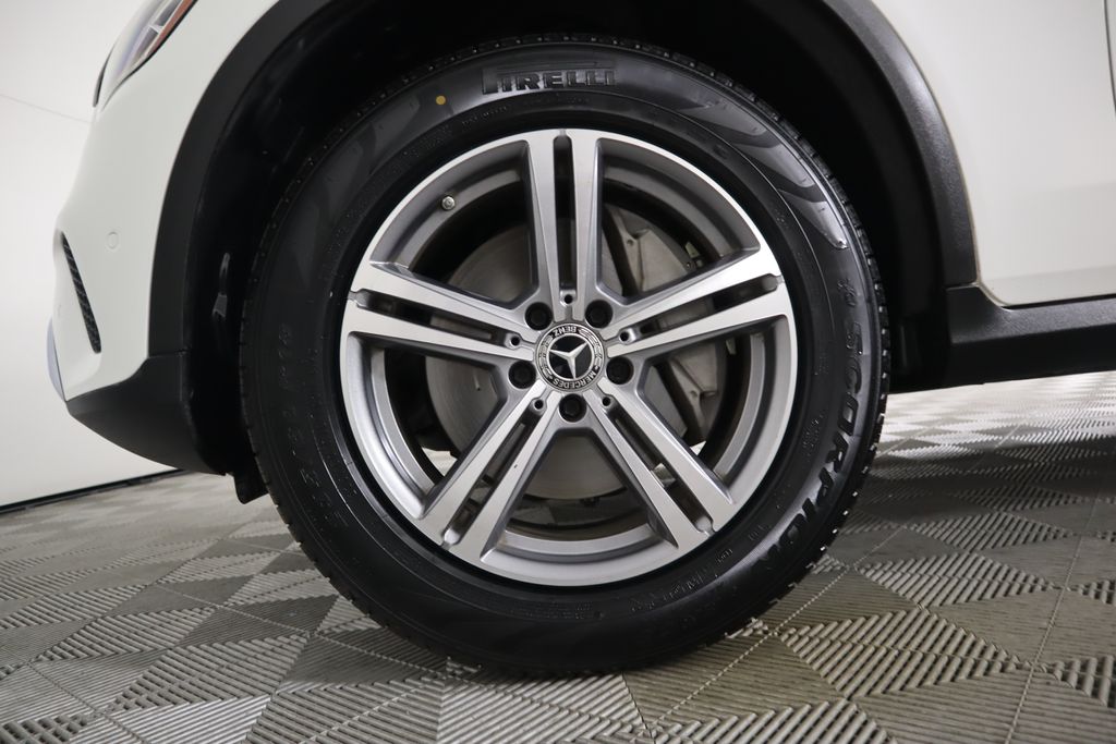 2022 Mercedes-Benz GLC 300 30