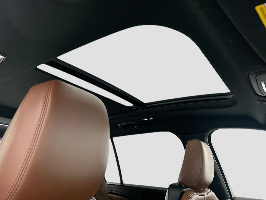 Thumbnail: 2023 Lincoln Aviator - 17
