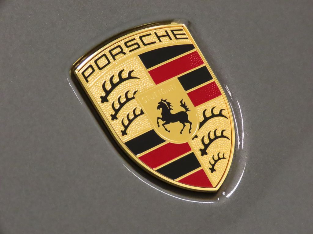 Thumbnail: 2024 Porsche 911 - 13