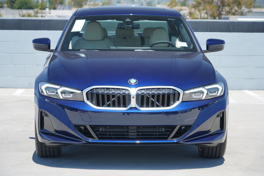 Thumbnail: 2026 BMW 3 Series - 2