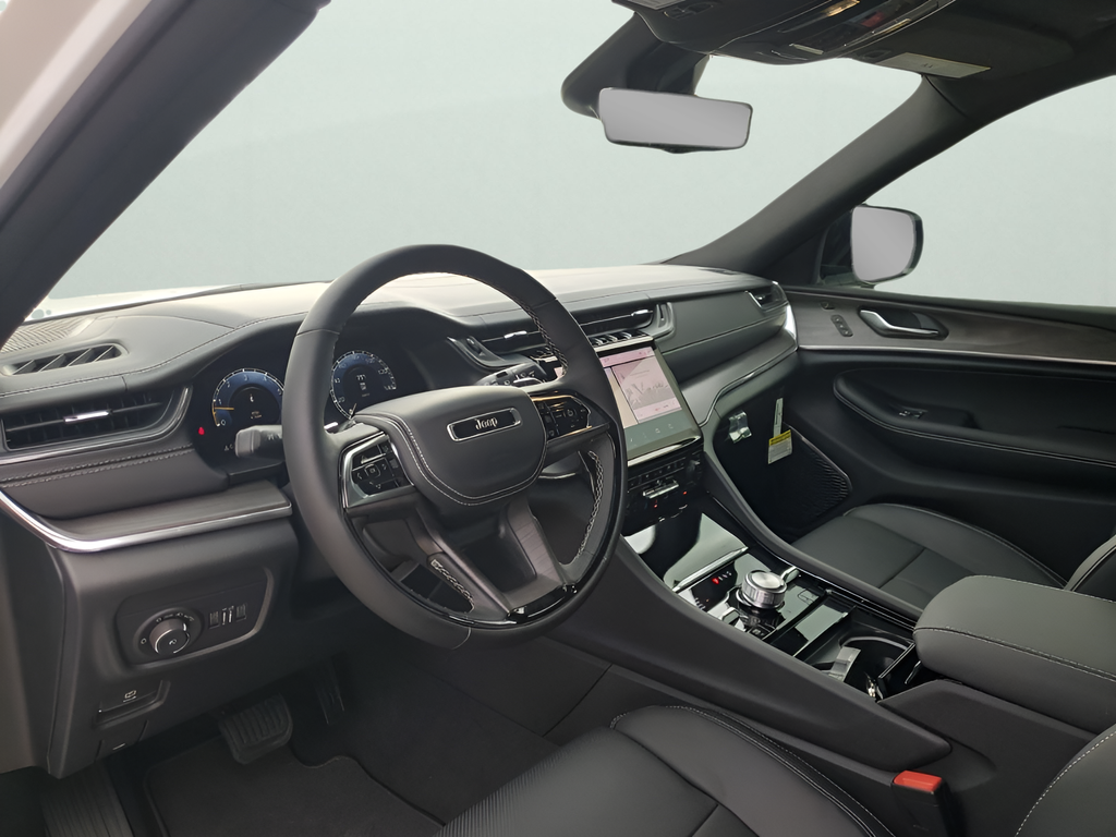 New Car 2025 Jeep Grand Cherokee L  Overland For Sale Under $70,000 In Austin, Texas