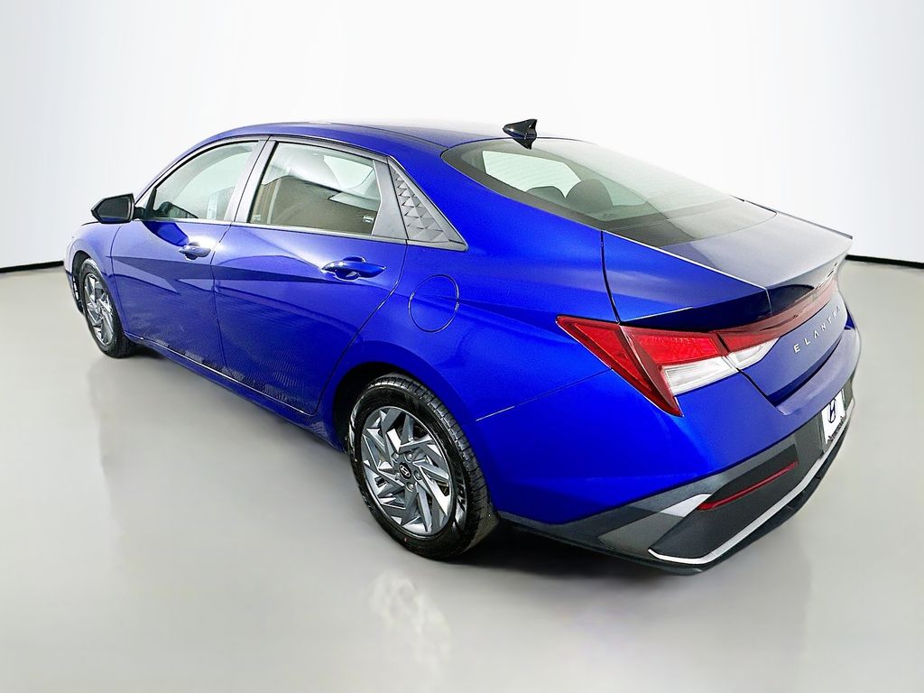 Thumbnail: 2024 Hyundai Elantra - 7