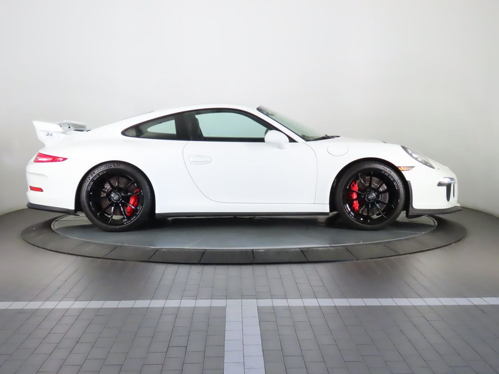 Thumbnail: 2014 Porsche 911 - 8