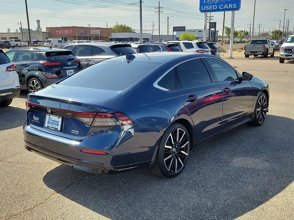 2023 Honda Accord Hybrid Touring - 10