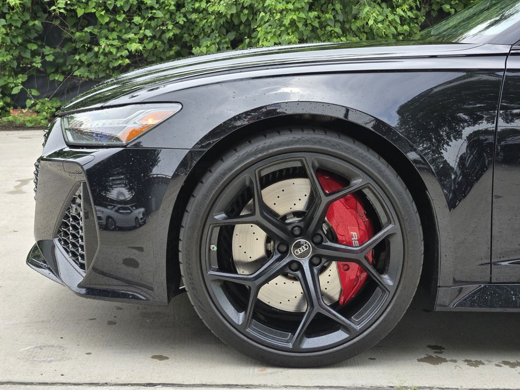 used 2025 Audi RS 6 Avant performance car, priced at $130,863