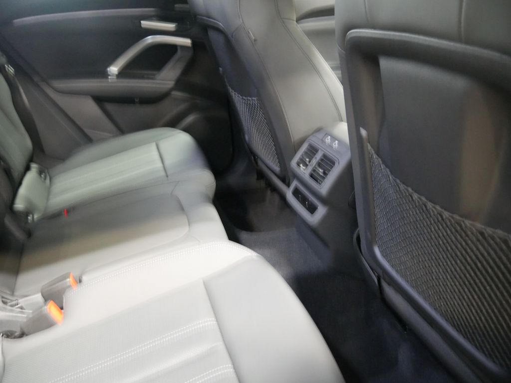 Thumbnail: 2025 Audi Q5 - 31