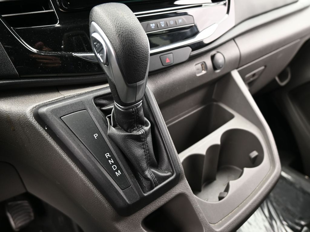 Used 2023 Oxford White Ford XLT image 25