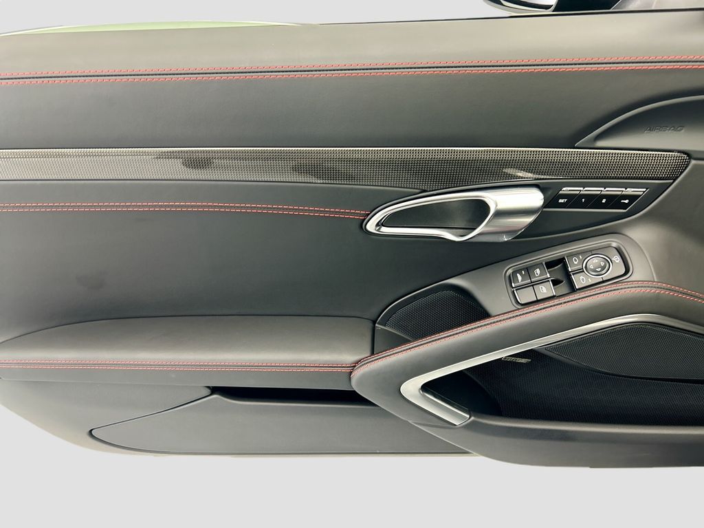 Thumbnail: 2019 Porsche 911 - 23