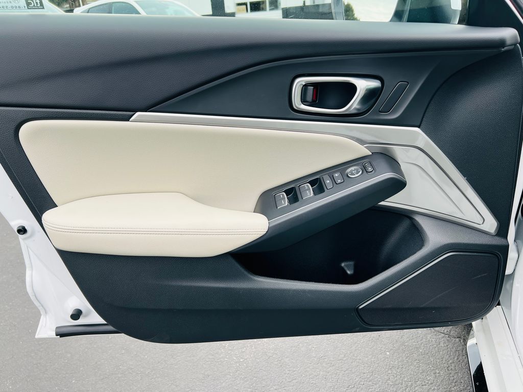 Thumbnail: 2026 Acura Integra - 12