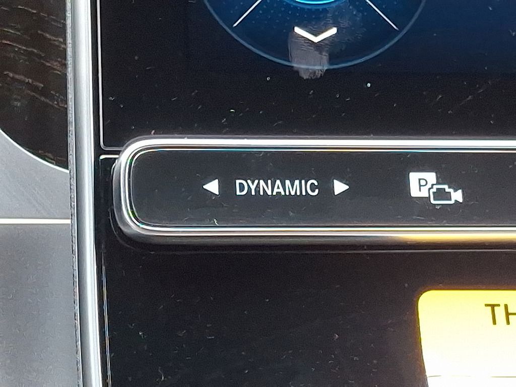 Thumbnail: 2025 Mercedes-Benz GLC - 18