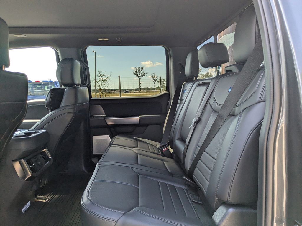 2026 Ford F-350 Platinum