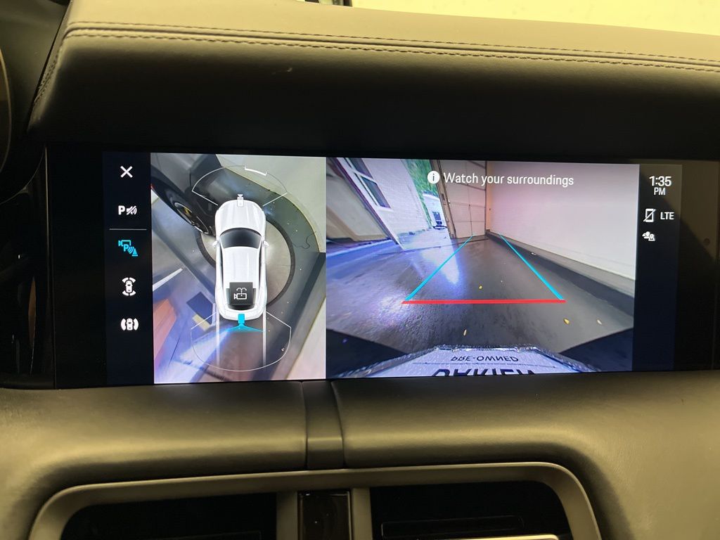 Thumbnail: 2021 Porsche Taycan - 19