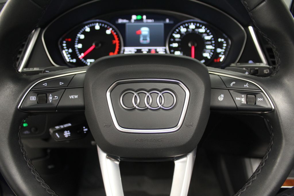 Thumbnail: 2023 Audi Q5 - 20