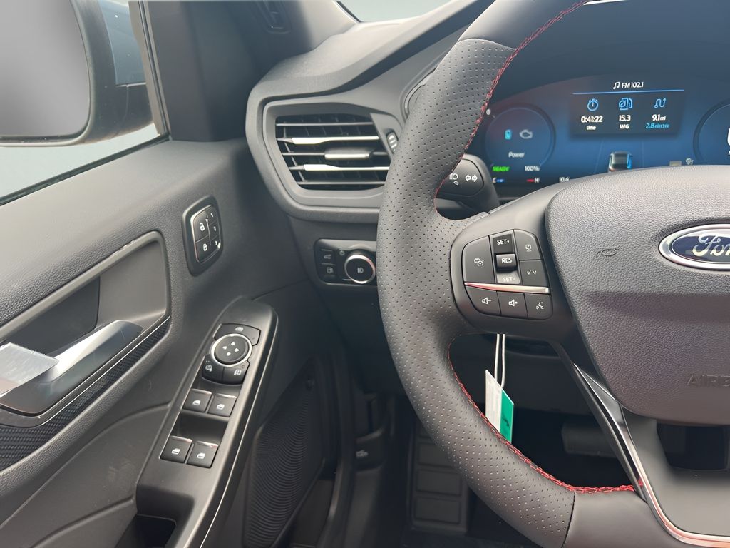 2025 Ford Escape Hybrid