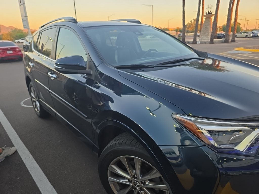 Thumbnail: 2017 Toyota RAV4 - 6