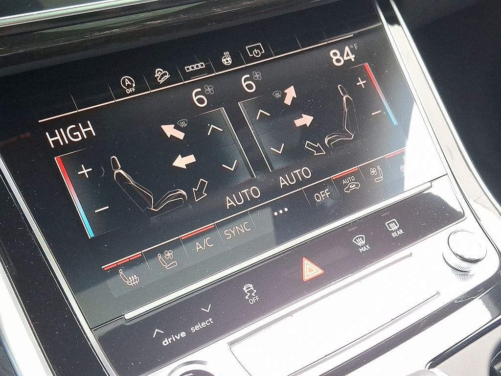 Thumbnail: 2026 Audi Q7 - 15