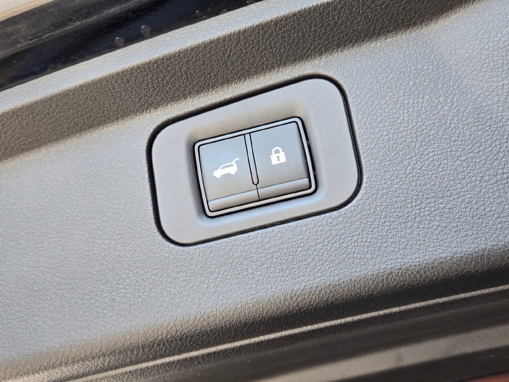Used 2025 Nissan Armada SUV