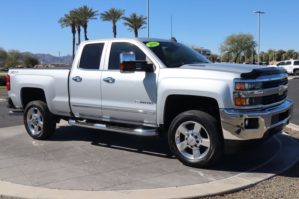 Thumbnail: 2016 Chevrolet Silverado 2500 - 3