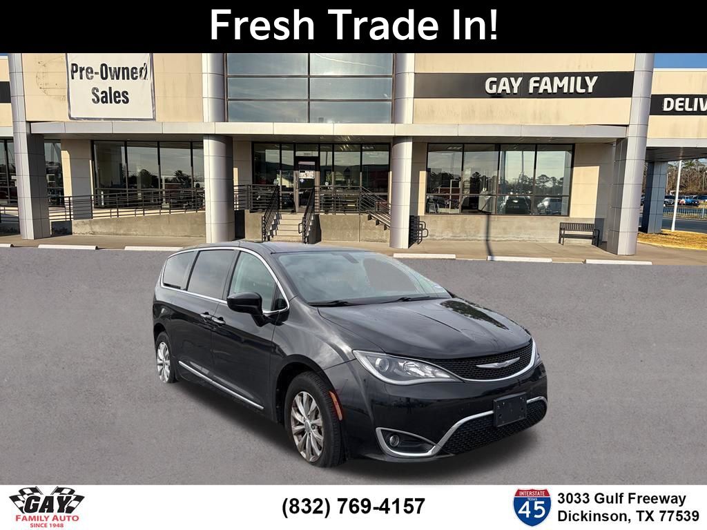 2017 Chrysler Pacifica Touring L FWD