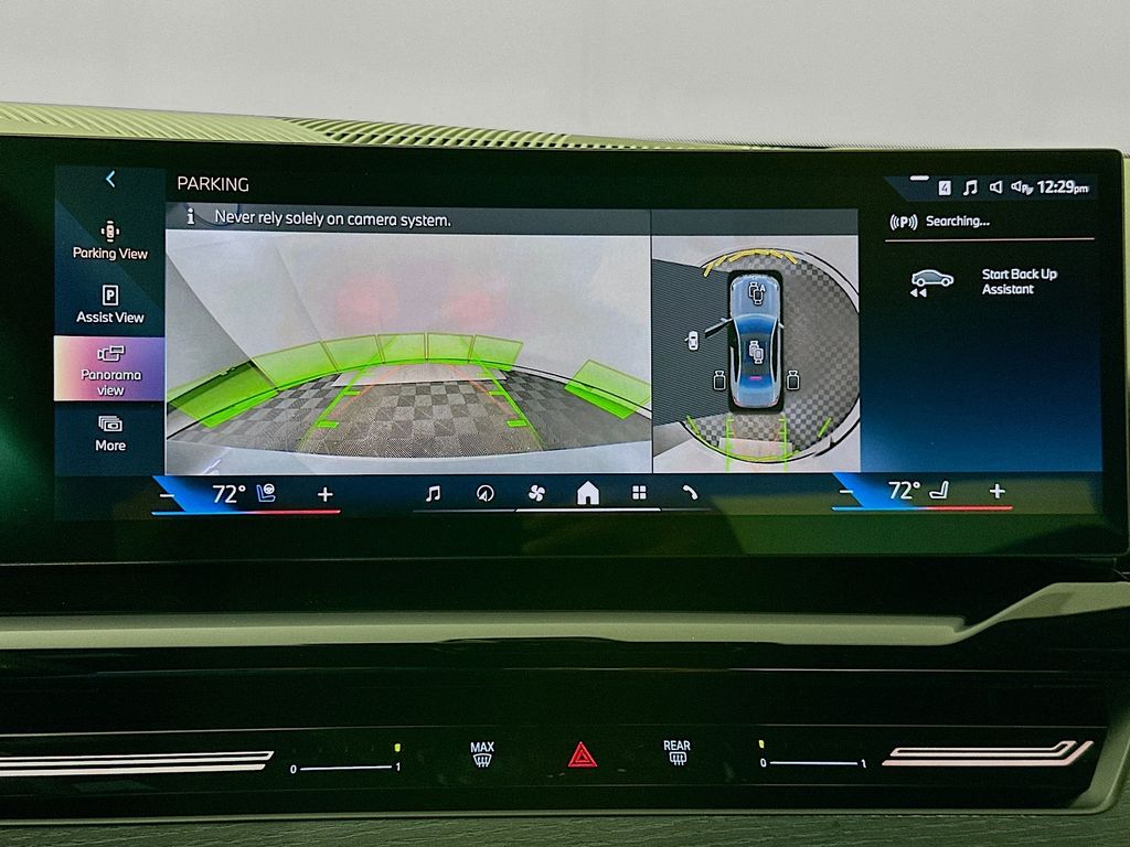 Thumbnail: 2025 BMW 5 Series - 14