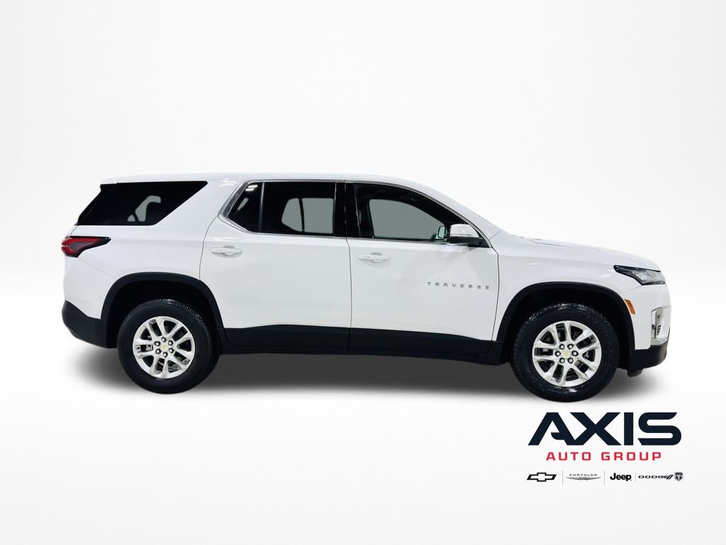 View vehicle photo 3