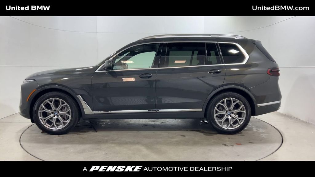Thumbnail: 2025 BMW X7 - 5