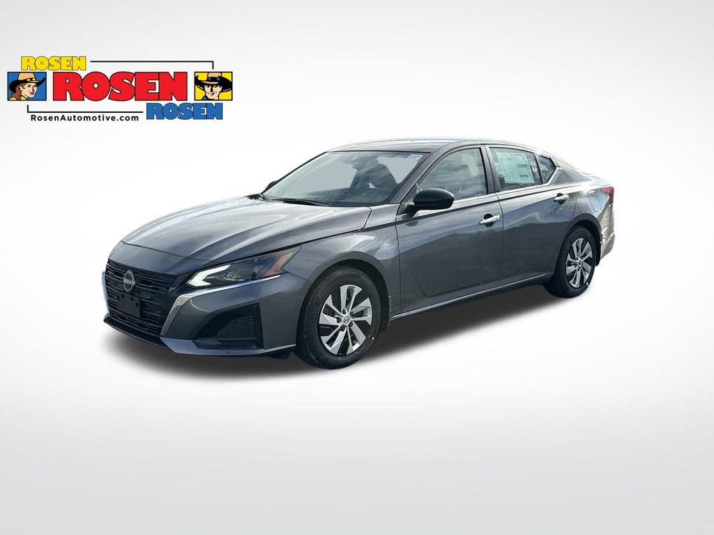 2025 Nissan Altima 2.5 S photo