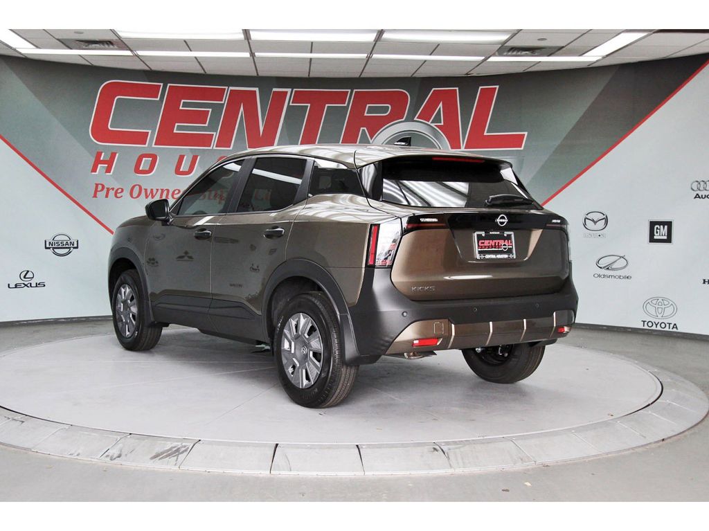 2026 Nissan Kicks S - 3