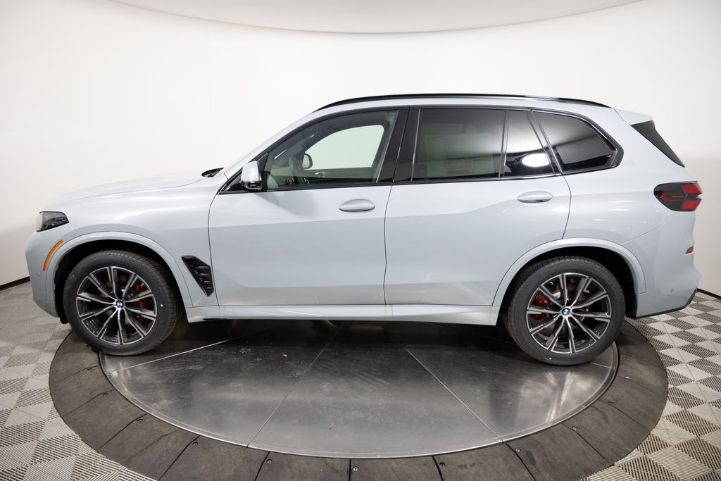 Thumbnail: 2026 BMW X5 - 2