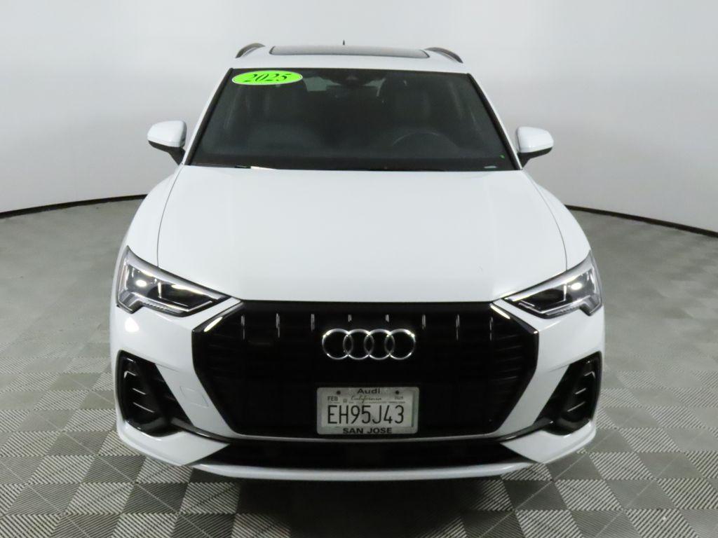 Thumbnail: 2025 Audi Q3 - 8