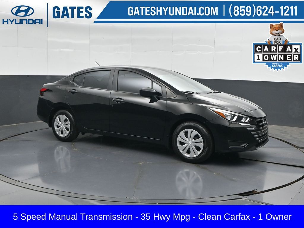 Super Black Metallic 2024 Nissan Versa Sedan Front-Wheel Drive 5-Speed Manual