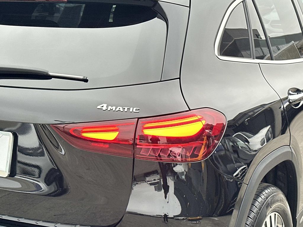 Thumbnail: 2025 Mercedes-Benz GLA - 7