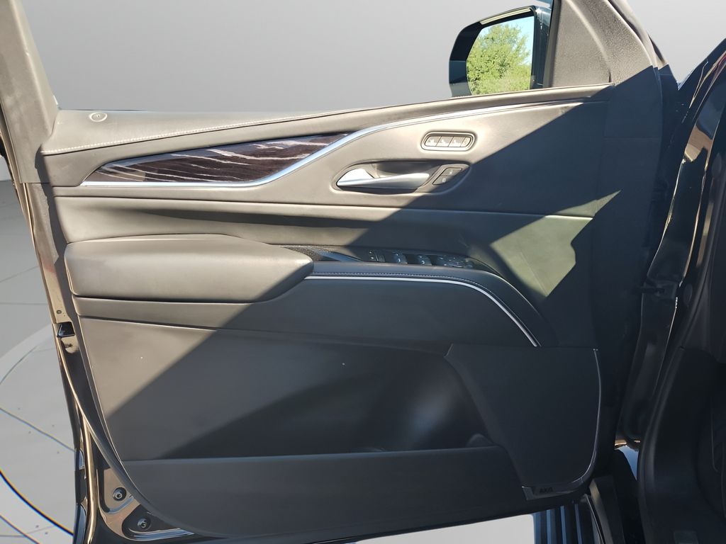 Used Car 2023 Cadillac Escalade  V-series For Sale Under $120,000 In Austin, Texas