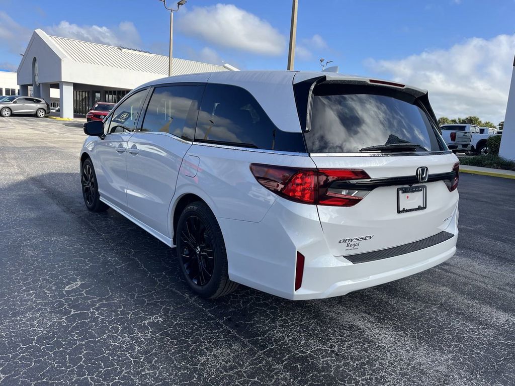 2025 Honda Odyssey Sport-L 4